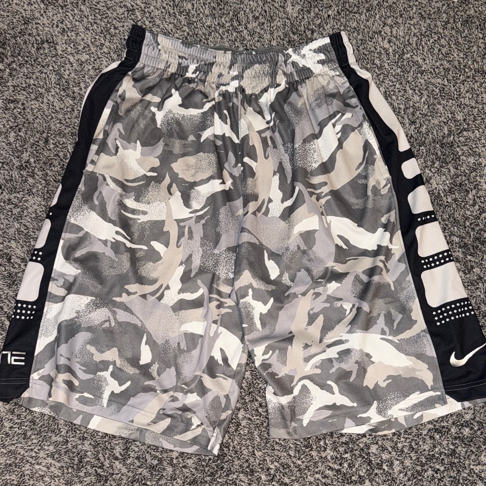 Nike Men's Athletic Camo Shorts - Black and Gray
